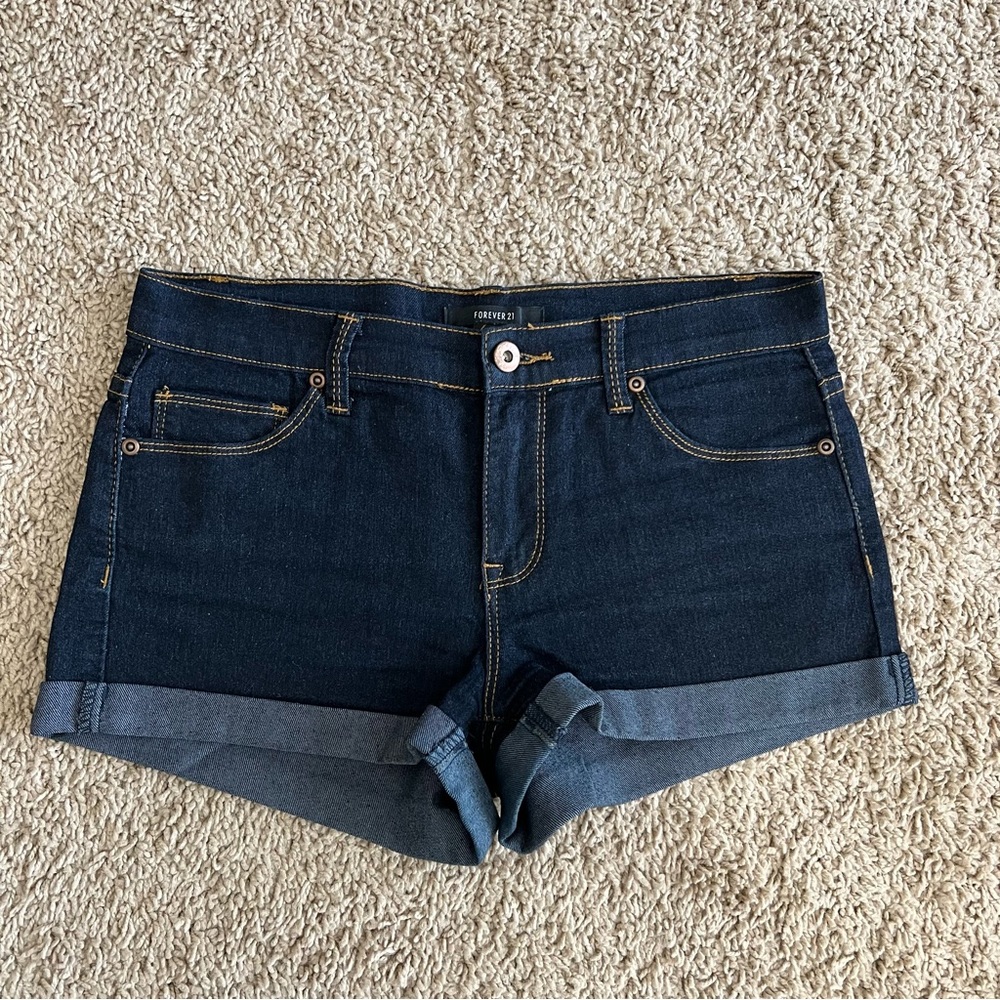 EUC Forever 21 Dark Wash Mid Rise Jean Shorts Size 26